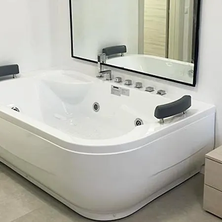 Triumvirato Bed & Breakfast 4*