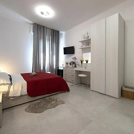 Couette-café Triumvirato Bologne